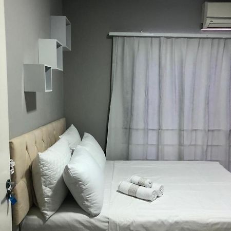 Hostel E Pousada Londrina Rodoviaria Centro Quartos Individuais Com Chave E Wi-Fi Buitenkant foto