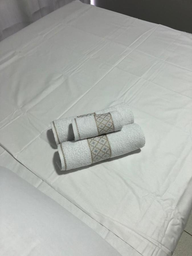 Hostel E Pousada Londrina Rodoviaria Centro Quartos Individuais Com Chave E Wi-Fi Buitenkant foto