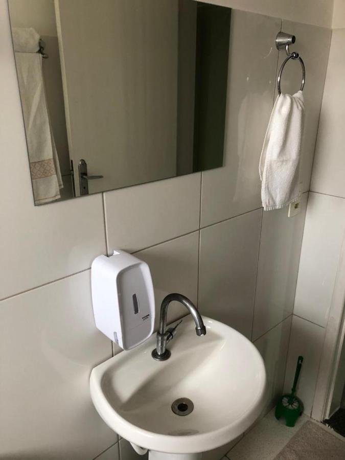 Hostel E Pousada Londrina Rodoviaria Centro Quartos Individuais Com Chave E Wi-Fi Buitenkant foto